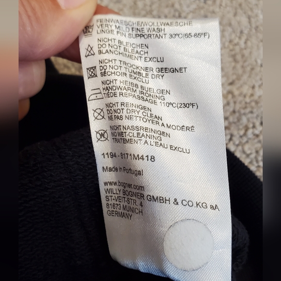 Women's Red Black Bogner Hooded Drawstring Oversized Ski Sweatshirt Small Flaw - Picture 11 of 11